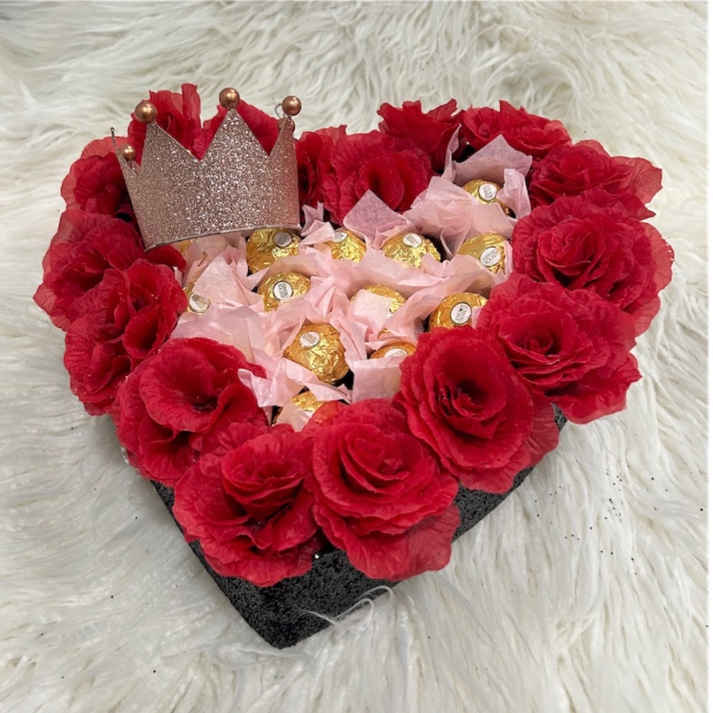Arreglo floral de rosas eternas